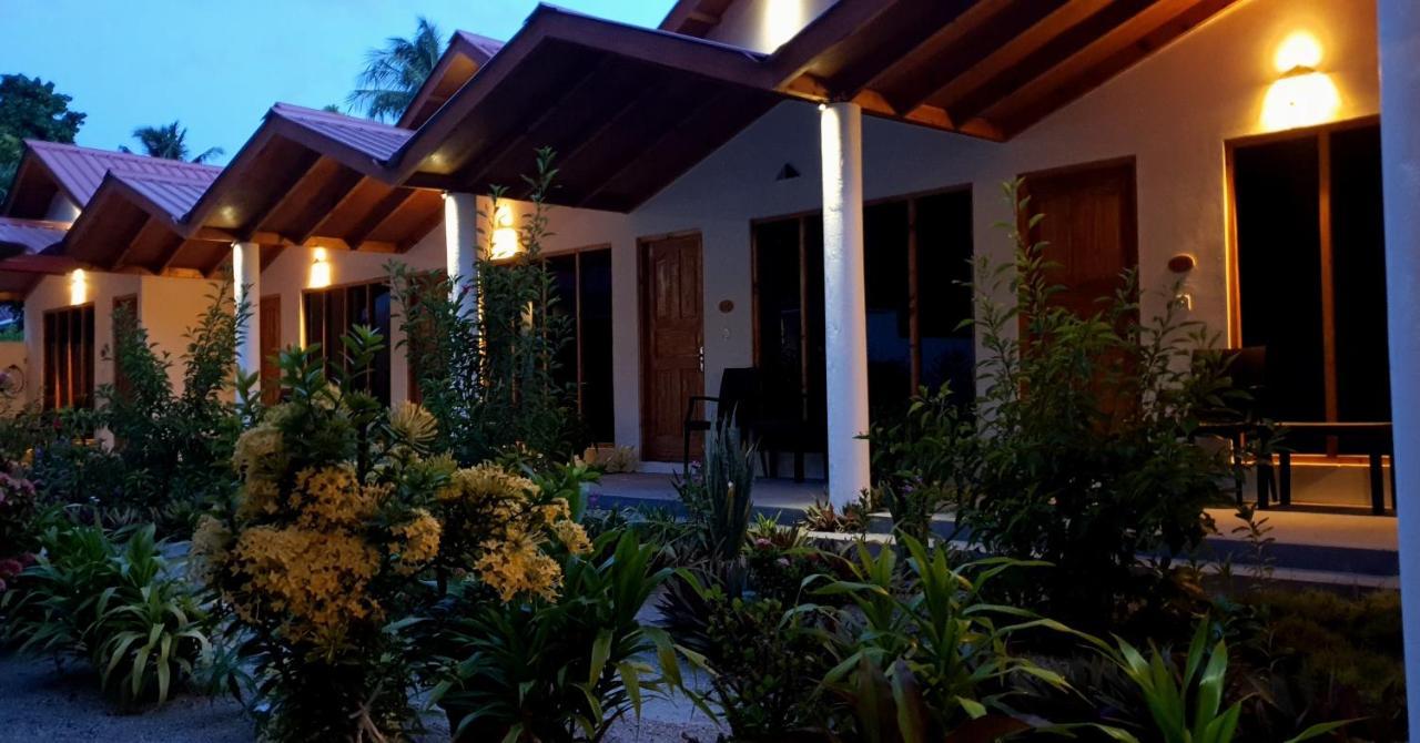 Thoddoo Beach Holiday Exterior photo